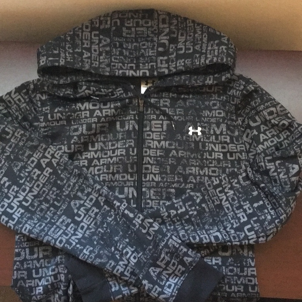 Under Armour Zip up Hoodie Sweater